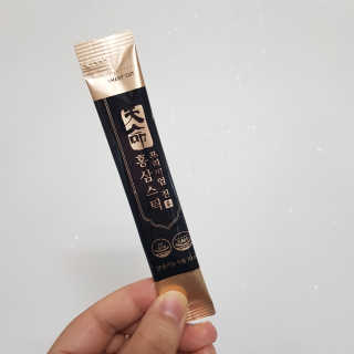 헬스업_천명진프리미엄홍삼스틱_10ml x 30포 — 5점을 준 리뷰어가 2020년 10월 올린 사용 사진