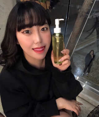 스킨큐어 산다화 순한 클렌징 동백 오일 200ml — 5점을 준 리뷰어가 2020년 5월 올린 사용 사진