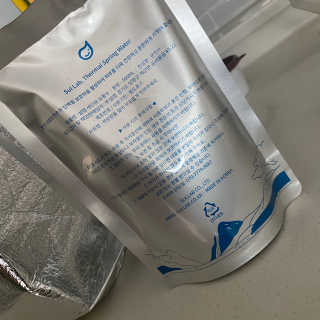 [설랩] 클렌징워터 세안수 500ml x 6팩 — 5점을 준 리뷰어가 2020년 8월 올린 사용 사진