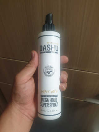 다슈코리아 다슈 포 맨 프리미엄 메가 홀드 슈퍼 스프레이 250ml — 5점을 준 리뷰어가 2020년 6월 올린 사용 사진