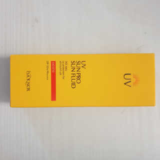 네이처컬렉션 이자녹스 UV 선 프로 365 익스트림 선 플루이드 100ml — 5점을 준 리뷰어가 2020년 5월 올린 사용 사진