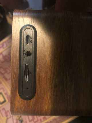 SEVIZ MINI10W 레트로 블루투스 스피커 — 5점을 준 리뷰어가 2020년 7월 올린 사용 사진