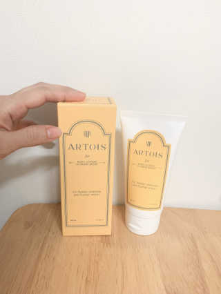 아르투아 ARTOIS 꽃밭에 누운듯 은은한 꽃향기, 아르투아 자르 바디로션 — 4점을 준 리뷰어가 2020년 7월 올린 사용 사진