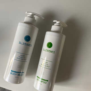 일리세이 허니 샴푸 500ml + 허니 바디워시 500ml 세트 — 3점을 준 리뷰어가 2020년 4월 올린 사용 사진