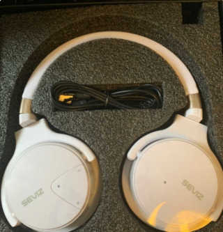 SEVIZ Bluetooth Headphones 10 3color — 5점을 준 리뷰어가 2020년 6월 올린 사용 사진