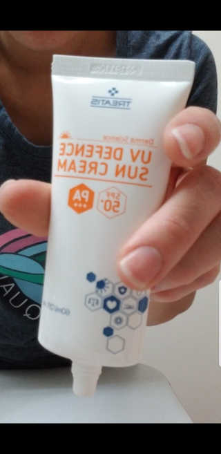 트리티스 US [TREATIS] UV Defence Sun Cream PA+++ / SPF50+ — 5점을 준 리뷰어가 2020년 11월 올린 사용 사진