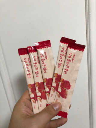 365더건강 에버뷰티 석류콜라겐 젤리 — 5점을 준 리뷰어가 2020년 8월 올린 사용 사진