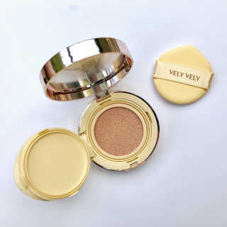 VELY VELY 아우라 허니 글로우 쿠션 — 5점을 준 리뷰어가 2020년 4월 올린 사용 사진