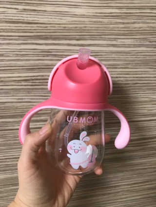 유비맘 트라이탄 코니빨대컵_컬러 랜덤 발송 — 리뷰어가 2020년 10월 올린 사용 사진