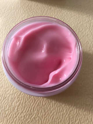 어글리프루프 크림 스탑디어글리 핑크모먼트 50ml — 5점을 준 리뷰어가 2020년 10월 올린 사용 사진