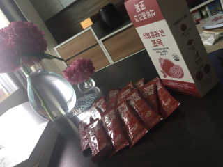 조은약초 석류콜라겐 석류즙 석류쪼옥 젤리 스틱 15포 x 20g — 5점을 준 리뷰어가 2020년 8월 올린 사용 사진