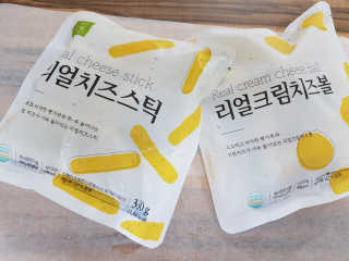 가치식탁 리얼치즈스틱, 리얼크림치즈볼 — 5점을 준 리뷰어가 2020년 8월 올린 사용 사진