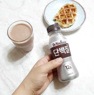 닥터유드링크 단백질 초코맛 and 바나나맛 — 5점을 준 리뷰어가 2020년 8월 올린 사용 사진