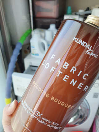 쿤달 시그니처 3배 초고농축 섬유유연제 1580ml — 3.5점을 준 리뷰어가 2020년 10월 올린 사용 사진