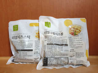 가치식탁 리얼치즈스틱, 리얼크림치즈볼 — 5점을 준 리뷰어가 2020년 8월 올린 사용 사진