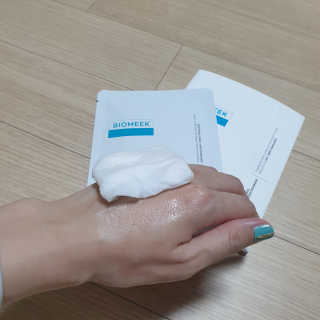 바이오믹 BIOMEEK SENSIMETIC SOOTHING MASK.S — 5점을 준 리뷰어가 2020년 6월 올린 사용 사진