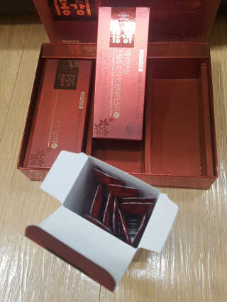 홍건강 해피한삼 진 홍삼정 원데이스틱 10g x 30포 — 5점을 준 리뷰어가 2020년 5월 올린 사용 사진
