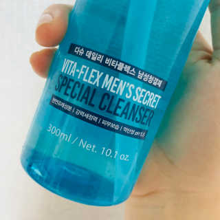 다슈코리아 다슈 데일리 비타플렉스 남성 청결제 — 5점을 준 리뷰어가 2020년 12월 올린 사용 사진