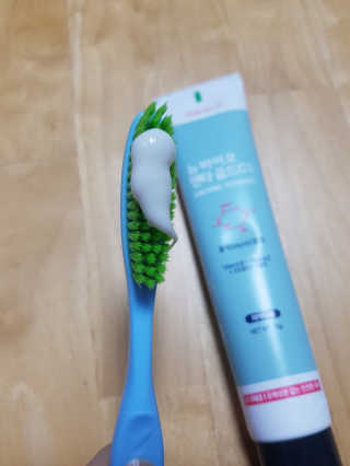 뉴바이오덴타골드C 치약, 킹두 대왕칫솔 — 5점을 준 리뷰어가 2020년 4월 올린 사용 사진