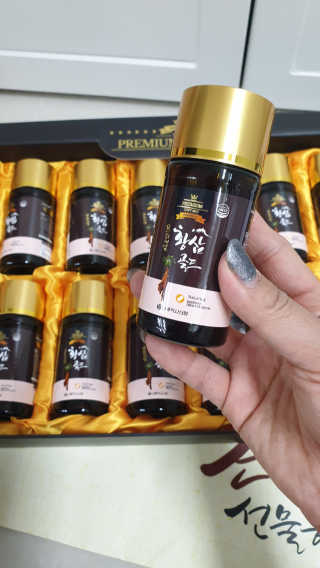 서울약사신협_프리미엄황삼골드_3.75g x 12환+75mgx12병 — 5점을 준 리뷰어가 2020년 9월 올린 사용 사진