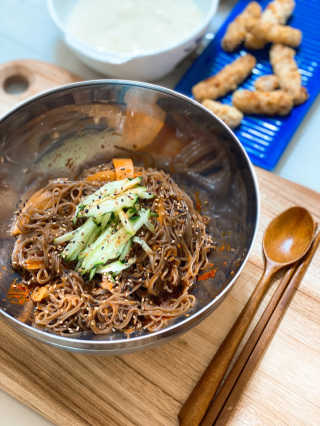 [해주냉면] 신천맛집 매운 비빔냉면 2인분 + 무절임 — 4점을 준 리뷰어가 2020년 5월 올린 사용 사진