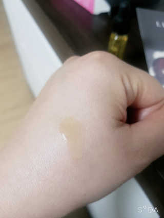 르 프루니에 플럼 뷰티 오일 디럭스 미니 3.7ml — 5점을 준 리뷰어가 2020년 5월 올린 사용 사진