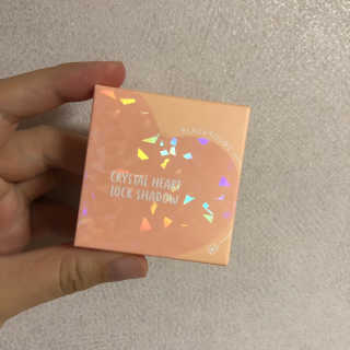 [블랙루즈] 크리스탈 하트 락 섀도우 4종 중 택1 — 4.5점을 준 리뷰어가 2020년 9월 올린 사용 사진
