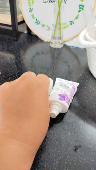 반디니 핸드크림세트 [활기찬 에너지+섬세한 센시티브] — 5점을 준 리뷰어가 2020년 7월 올린 사용 사진
