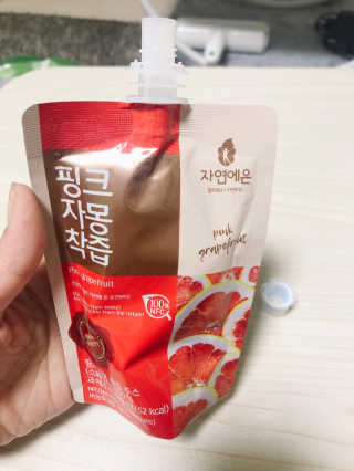 자연에온 핑크 자몽 착즙 100mL 10개입 2BOX — 4.5점을 준 리뷰어가 2020년 11월 올린 사용 사진