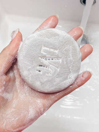 라 뷔게르 [Shampoo Bar] 쏠 드 뷔게르 — 5점을 준 리뷰어가 2020년 4월 올린 사용 사진