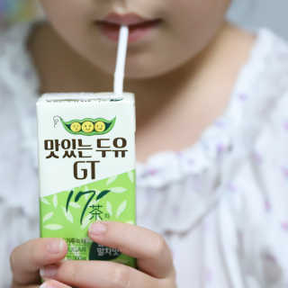 남양유업 맛있는두유GT 17차 깔끔한말차맛 — 5점을 준 리뷰어가 2020년 8월 올린 사용 사진