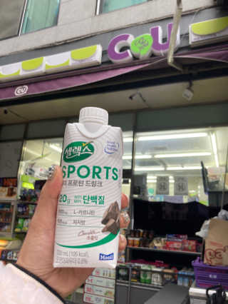 셀렉스스포츠 셀렉스 스포츠 드링크 초콜릿 _ 330ml x 12팩 — 5점을 준 리뷰어가 2020년 11월 올린 사용 사진