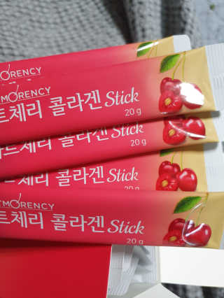 뉴틴 타트체리 콜라겐 스틱 20g X 30포 — 5점을 준 리뷰어가 2020년 7월 올린 사용 사진