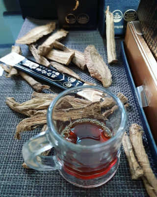 헬스업_천명진프리미엄홍삼스틱_10ml x 30포 — 5점을 준 리뷰어가 2020년 7월 올린 사용 사진
