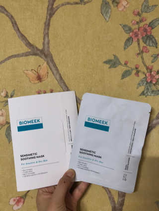 바이오믹 BIOMEEK SENSIMETIC SOOTHING MASK.S — 5점을 준 리뷰어가 2020년 6월 올린 사용 사진