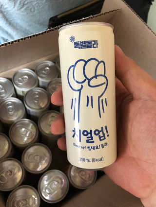 일화 No 슈가0Kcal 스테비아 톡별콜라 콤보팩 250mlX30 캔 — 5점을 준 리뷰어가 2020년 7월 올린 사용 사진