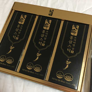 헬스업_천명진프리미엄홍삼스틱_10ml x 30포 — 5점을 준 리뷰어가 2020년 10월 올린 사용 사진