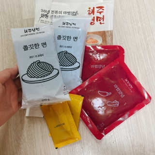 [해주냉면] 신천맛집 매운 비빔냉면 2인분 + 무절임 — 4점을 준 리뷰어가 2020년 5월 올린 사용 사진
