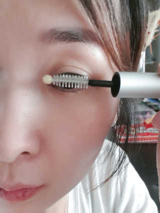 닥터존스킨 눈썹자라 — 4점을 준 리뷰어가 2020년 8월 올린 사용 사진