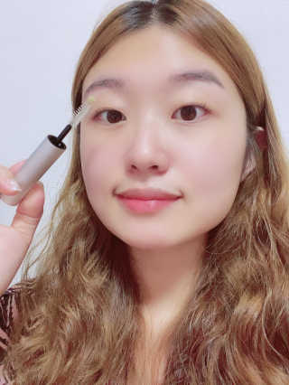 닥터존스킨 눈썹자라 — 4.5점을 준 리뷰어가 2020년 8월 올린 사용 사진