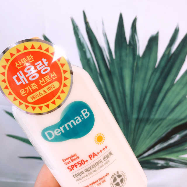 더마비 에브리데이 선블록 SPF50+PA++++ 리뷰 사진