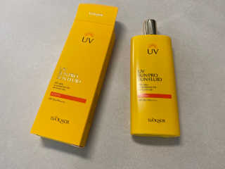 네이처컬렉션 이자녹스 UV 선 프로 365 익스트림 선 플루이드 100ml — 5점을 준 리뷰어가 2020년 5월 올린 사용 사진