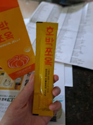 조은약초 국산 늙은 호박즙 호박쪼옥 젤리 20g x 15포 — 5점을 준 리뷰어가 2020년 7월 올린 사용 사진
