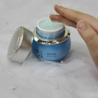 네이처컬렉션 수려한 효비담 수분샘 크림 75ml — 5점을 준 리뷰어가 2020년 4월 올린 사용 사진