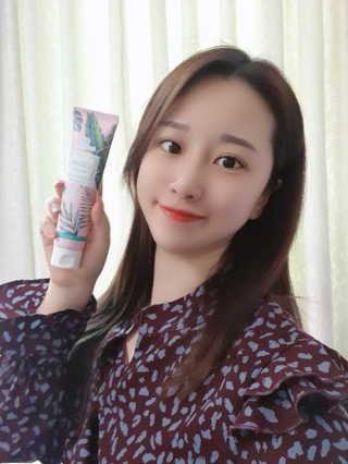 포레스트힐 SS 그린 밸런스 클렌져 100ml + 헤어밴드 — 5점을 준 리뷰어가 2020년 4월 올린 사용 사진
