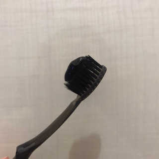 the naked object 디블랙팩치약 디블랙칫솔 세트 — 5점을 준 리뷰어가 2020년 4월 올린 사용 사진