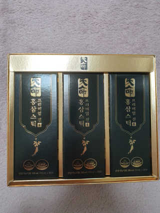헬스업_천명진프리미엄홍삼스틱_10ml x 30포 — 5점을 준 리뷰어가 2020년 10월 올린 사용 사진