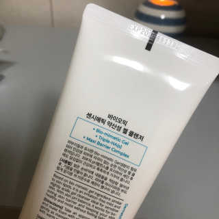 바이오믹 BIOMEEK SENSIMETIC MILD ACID CLEANSER — 5점을 준 리뷰어가 2020년 7월 올린 사용 사진