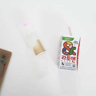 [풀무원녹즙] 어린이 과채음료, 라토앤 트로피칼 1box — 5점을 준 리뷰어가 2020년 10월 올린 사용 사진