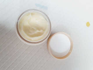 어글리프루프 크림 바이어글리 하이드레이션 샤워 50ml — 4.5점을 준 리뷰어가 2020년 12월 올린 사용 사진